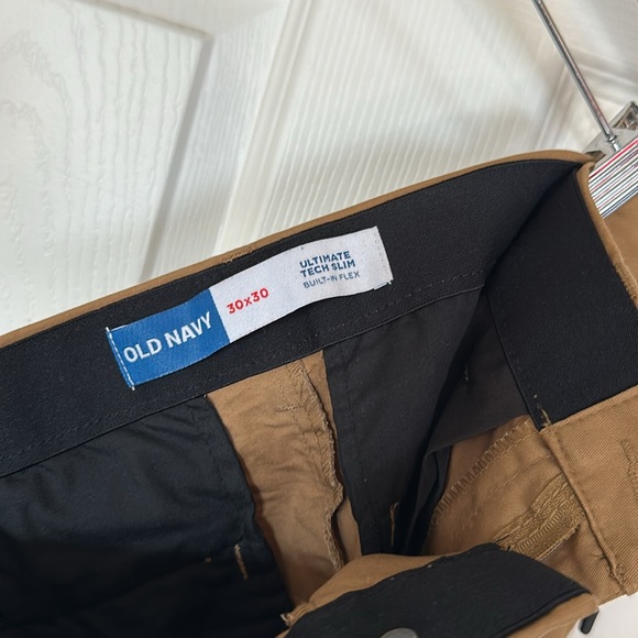 Old navy ultimate tech slim - Picture 10 of 11